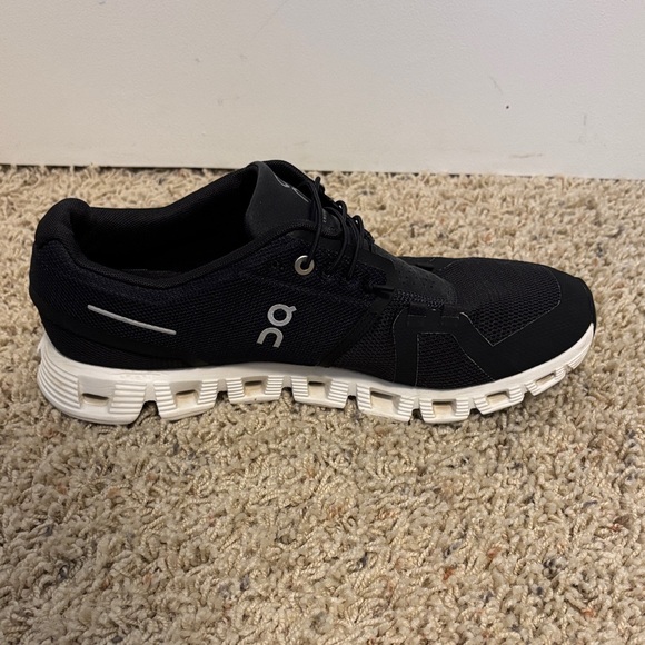 On Running Women’s Black Athletic Shoes - Picture 6 of 7